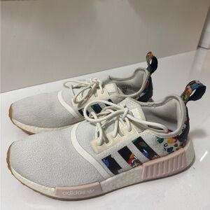Adidas NMD_R1 x Rich Mnisi
Roses White Sneakers with Multicolor Accents